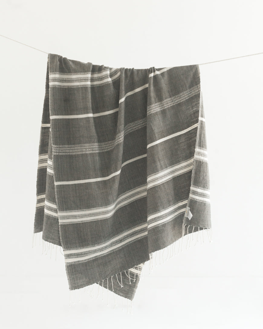 bath hand towels, bathroom hand towels, hand towels for bathroom, linen tea towels wholesale, pretty bathroom hand towels
